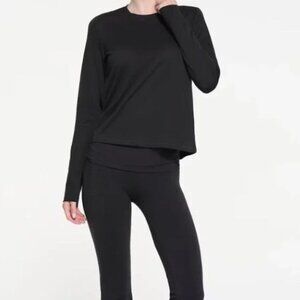 SKIMS Relaxed Long Sleeve T Shirt Womens Medium Onyx Black Crewneck Casual NWT